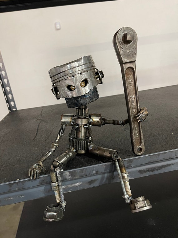 Sitting Piston figure Etsy Nederland