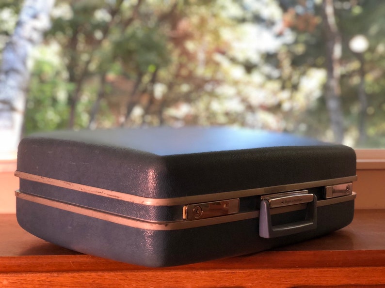 vintage royal traveler suitcase