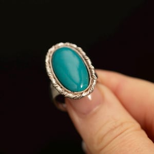 Vintage Turquoise Ring · Sterling Silver 925 · Large Oval Cabochon · Size 7
