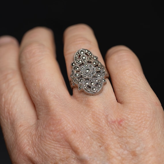 Vintage Silver Ring with Marcasite in a  Filigree… - image 9