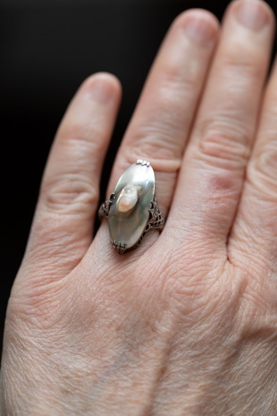 Antique 10k Gold Oval Pearl Ring in Unique Lattic… - image 6