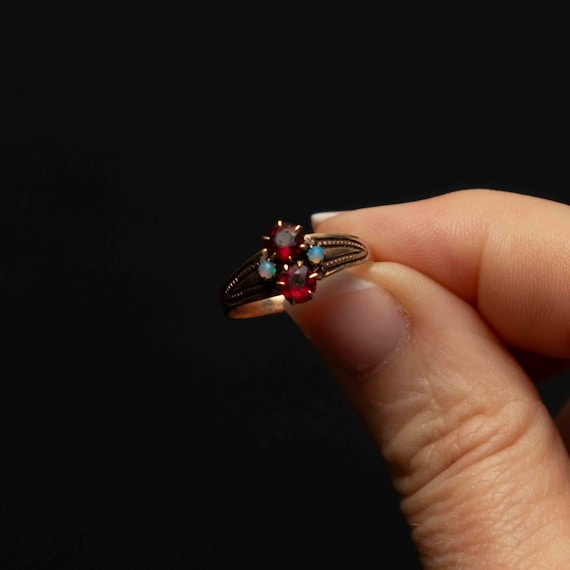 10k Gold Victorian Style Ruby Paste Ring with Opa… - image 4