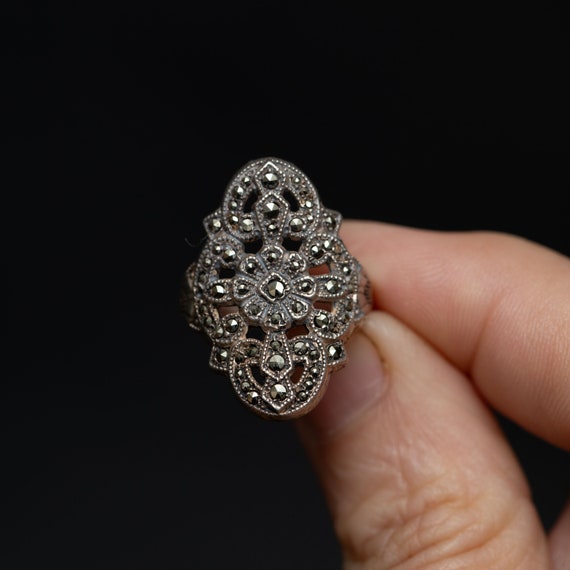 Vintage Silver Ring with Marcasite in a  Filigree… - image 1