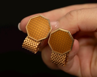 Vintage Swank Gold Tone Mesh Wrap Cufflinks · Octagon Textured Face · Mid Century