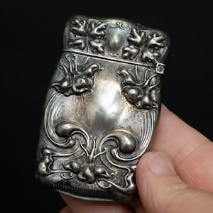 Sterling Silver Victorian Nouveau Match Safe Vesta Case with Floral Motifs