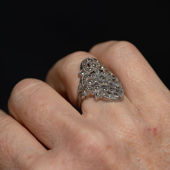 Vintage Silver Ring with Marcasite in a  Filigree… - image 3