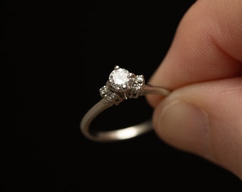 Vintage 14K White Gold Solitaire Engagement Ring with Side Diamonds