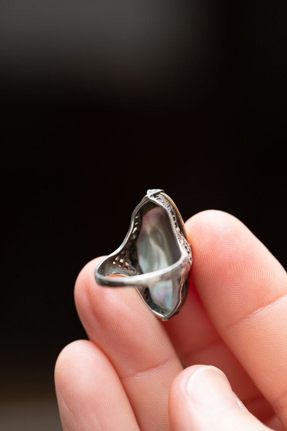 Antique 10k Gold Oval Pearl Ring in Unique Lattic… - image 9