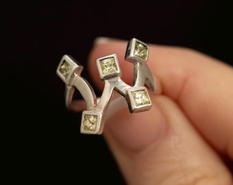 Vintage Sterling Silver Peridot Ring · Modernist Branch Ring · Size 6.75