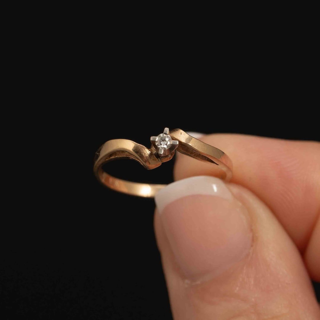 Solitaire With Ribbon 14k Gold Delicate Bypass Ribbon Setting Solitaire Diamond Ring · Size 6 ...
