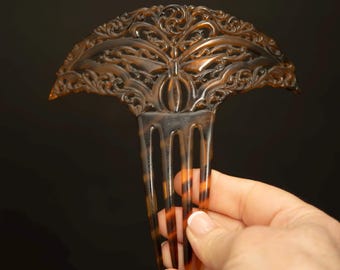Vintage Tortoiseshell Style Hair Comb · Pierced Filigree Celluloid · Art Nouveau