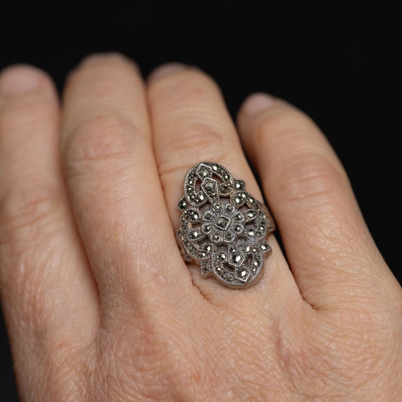 Vintage Silver Ring with Marcasite in a  Filigree… - image 2