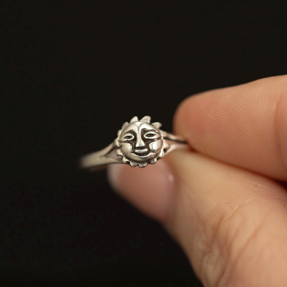 Sterling Silver Sun Face Ring · Celestial Motif ·… - image 1