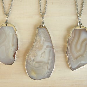 Long necklace Gray agate slice necklace for women gift Agate pendant Layer Necklace Boho sliced necklace Light gray agate necklaces for her