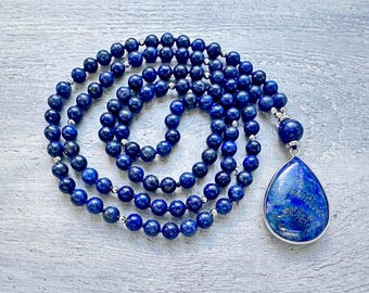 Collar largo de lapislázuli, collar de mala de lapislázuli natural, collar de cuentas de piedras preciosas azules anudadas a mano para mujeres y hombres, collar de mala 108