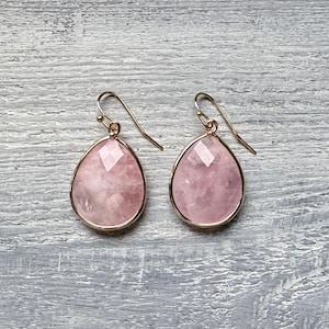 Rose Quartz Earrings, Gemstone Drop Earings, Birthstone Earrings, Rose Quartz Gold Earrings, Pink Quartz Jewelry for Women, Gift for Her