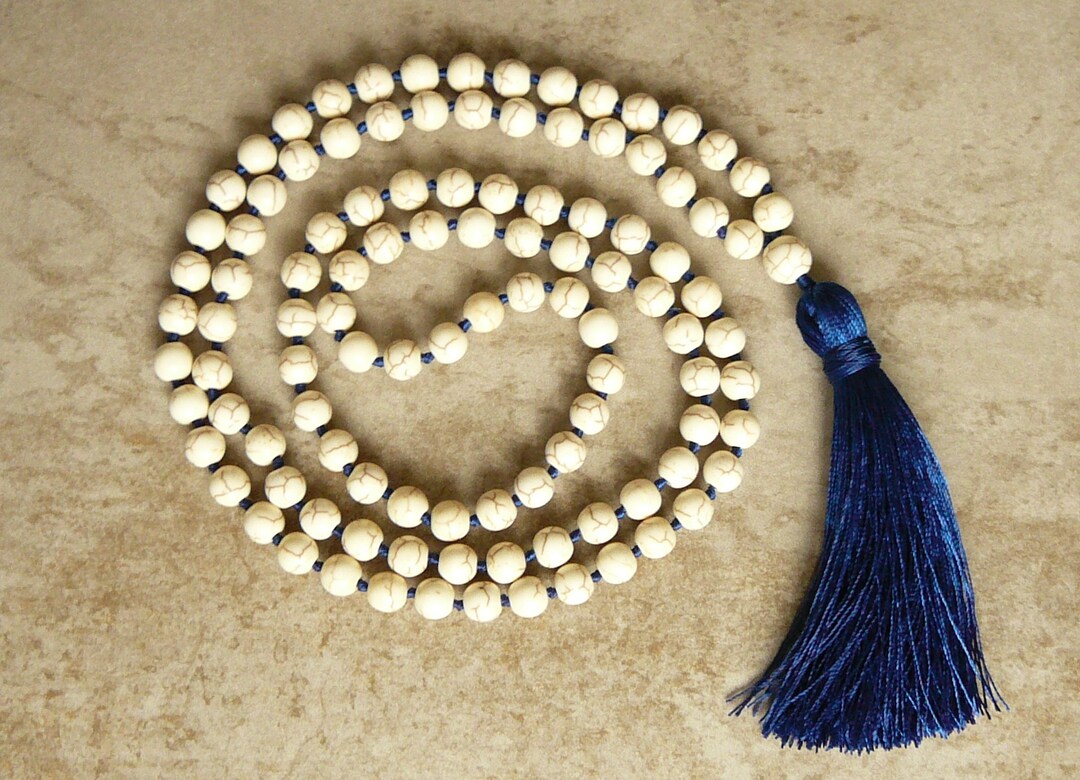 108 Mala Necklace Howlite Mala Bead Necklace Hand Knotted Necklace Yoga