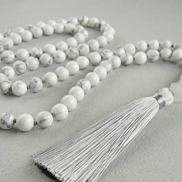 Howlite Mala Necklaces Hand Knotted Grey Tassel Necklace for Man Women Gift White Necklace Yoga Meditation Necklace 108 Mala Bead Necklace