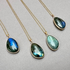 Labradoriet ketting goud, labradoriet kristallen hanger, grijze edelsteen bedelketting, labradoriet sieraden, natuurlijke labradoriet lange ketting