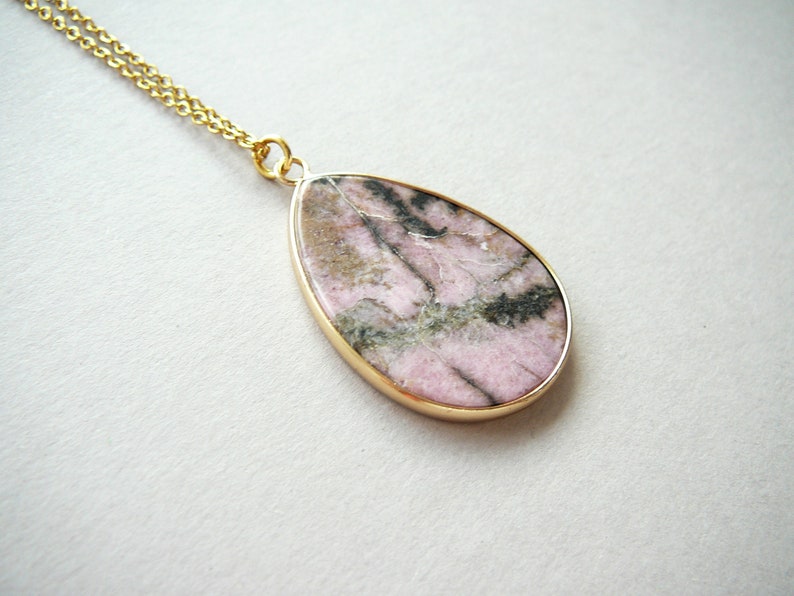 Gifted Pink Rhodonite Gold Bow Beaded Pendant Necklace