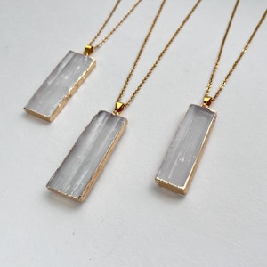 Selenite Gold Necklace, Big Selenite Pendant, Raw Selenite Crystal Necklace, Layering Necklace, Gift for Women, Selenite Healing Jewelry