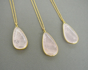 Rose Quartz Crystal Necklace Rose Quartz Pendant Everyday Necklace Raw Crystal Jewelry Pink Stone Pendant for Women Gemstone Necklace gift