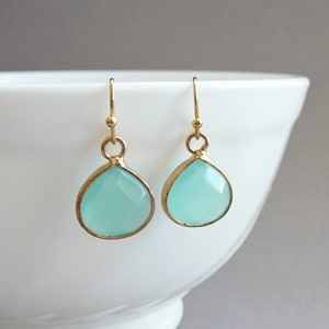 Mint Earrings, Drop Gold Jade Crystal Earrings, Aqua Stone Gold Earrings, Drop Earings, Mint Wedding Earrings, Gold Earrings for Women
