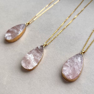 Raw Rose Quartz Crystal Necklace, Drop Rose Quartz Pendant, Rose Quartz Gold Jewelry for Women Large Teadrop Gemstone Necklaces Gift for her