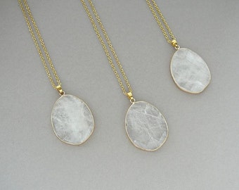 Bergkristall Halskette, Bergkristall Anhänger, Gold lange Halsketten, Heilstein Halskette, April Birthstone Halskette Widder Geschenk für Frauen