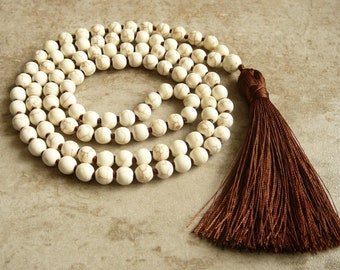 108 Mala Howlite Necklace 108Mala Beads Necklace with Tassel Hand Knot Beaded Boho Necklaces Beige Bead Yoga Spiritual Jewelry Gift Necklace