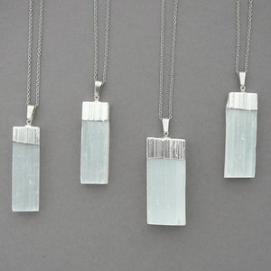 Selenite Necklace Silver Tone Layering Necklace Raw Selenite Healing Crystals Pendant Silver Plated Natural Selenite Raw Stone Jewelry