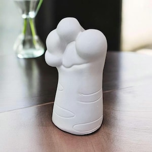 Paint you own vase pottery-  The Cat Lover - Pottery thins to paint  - Group activity painting - Gift ideas for cat lovers - Pottery Vases