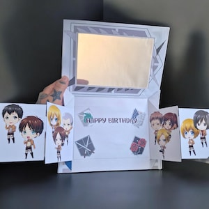 Carte d'anniversaire L'Attaque des Titans - Carte d'anniversaire Anime - Amateur d'anime - Carte de joyeux anniversaire - Idée cadeau pour un amateur d'Anime - AOT saison 1