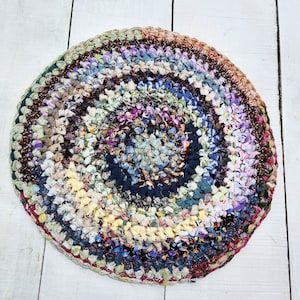 Rug Round 2&#39; Diameter Handmade Crocheted Rag Rug
