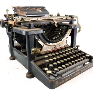 1920s Cyrillic Russian Remington No. 10 Standard Typewriter