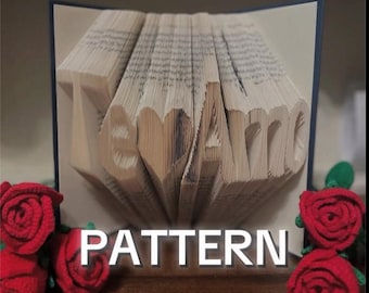 Arte em livro dobrado com um mini coração "Te Amo" - Escultura em livro - Presente de primeiro aniversário para ele ou para ela - Presente de casamento - Arte em papel