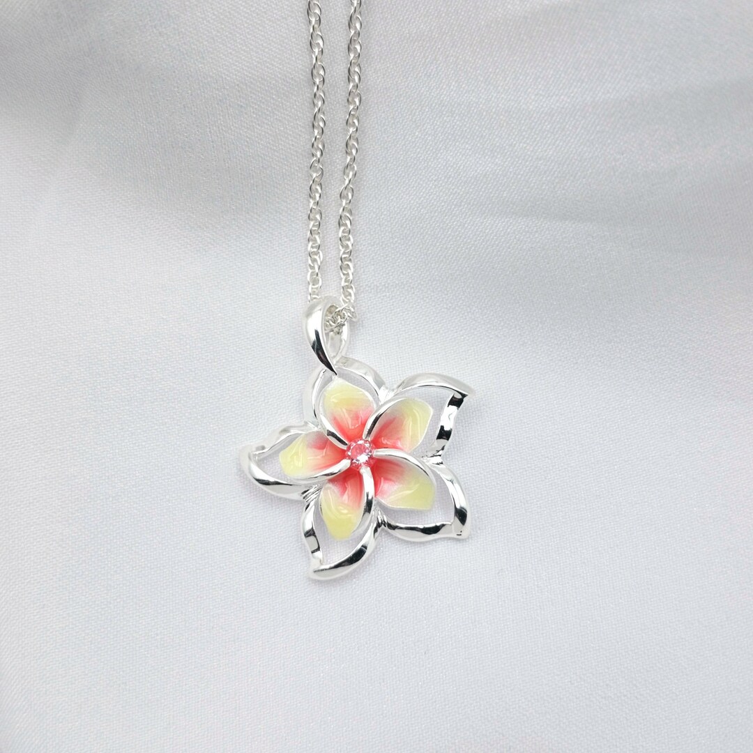 Hawaiian Plumeria Flower Pendant – Buffalo Bone Necklace, Adjustable 28in Choker