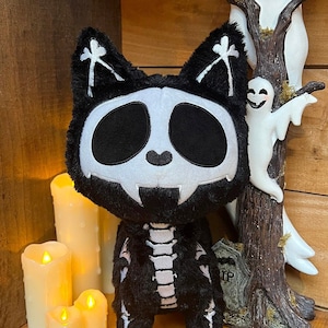 Peluche de Skelekitty gótico