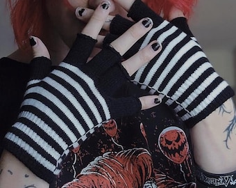 Striped Fingerless Gloves [Multiple Colors Available]