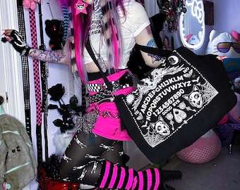 My Eyeliner’s Running Striped Leg Warmers [Black/Pink]