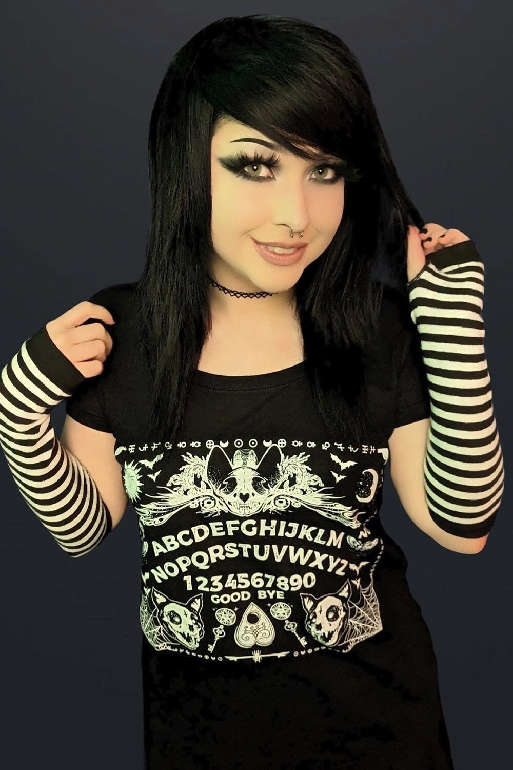 ✓ Aesthetic White emo warmer sleeve Halloween goth's Code & Price