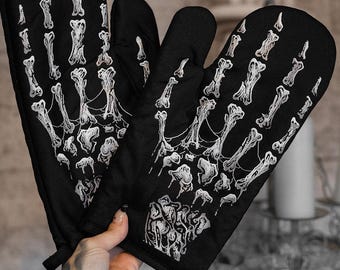 Skeleton Hand Oven Mitts [Set of 2]