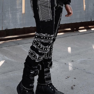 mens shredded punk studded straight-leg  dark denim jeans