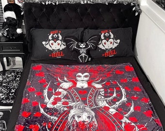 Queen of Hearts Throw Blanket