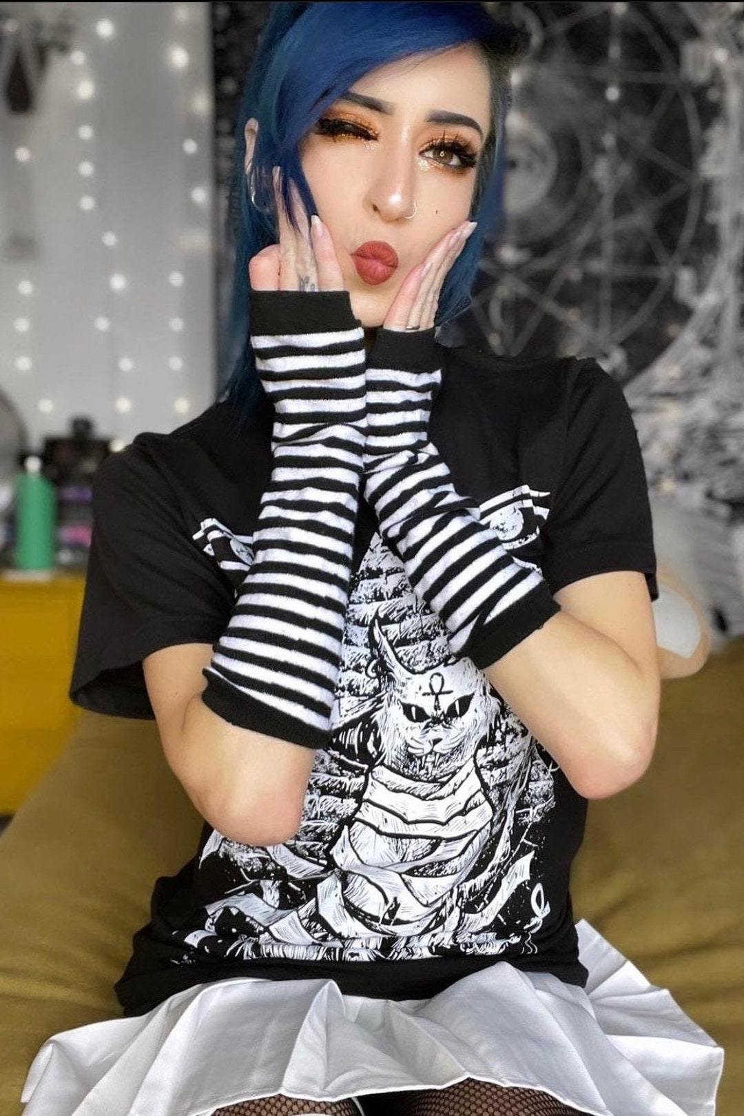 thumbnail image 2 of Goth Gloves Y2K Sweet Knit Long Sleeve Fingerless Mittens Japanese Harajuke Arm Sleeve For W Femboy Clothes 2 of 11