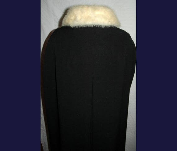 Frank Gallant Vintage Couture Wool Cape with Whit… - image 3