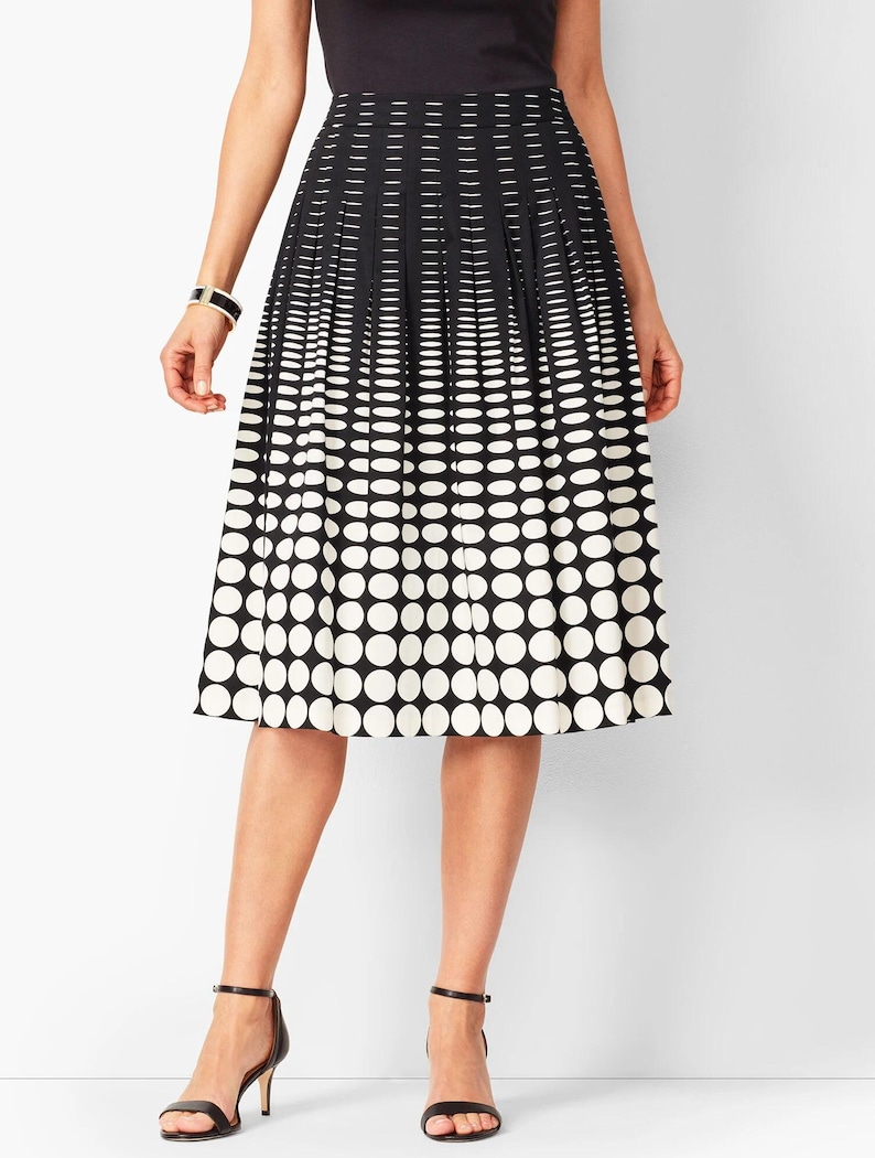 Talbots Pleated Skirt, Black & White Geo Print, Size 14 - Etsy