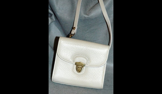 Dooney & Bourke Cream Leather Shoulder Bag - Gem