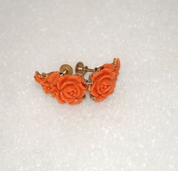 Carved Roses Coral Lucite Screw Back Earrings - image 2