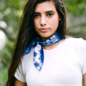 Indigo Shibori Bandana // Scarf // Hankerchief image 2